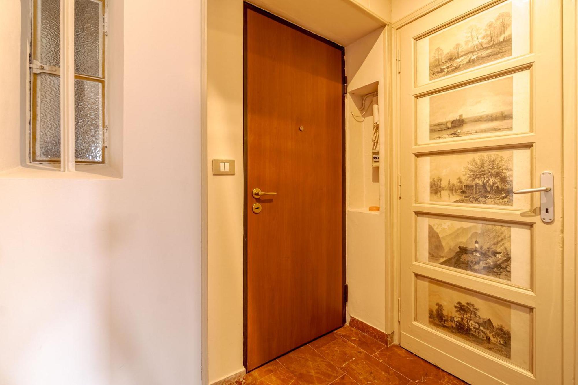 Casa Valeggio Attic Apt Few Steps From Porta Nuova Apartment ตูริน ภายนอก รูปภาพ