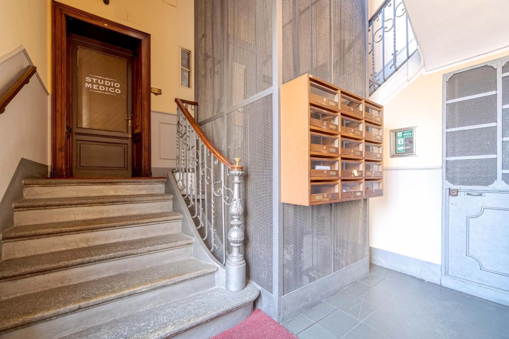 Casa Valeggio Attic Apt Few Steps From Porta Nuova Apartment ตูริน ภายนอก รูปภาพ